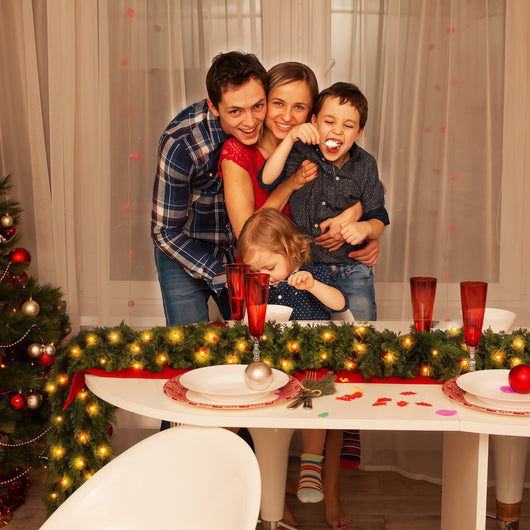 Olera Pre-Lit Cedar Garland